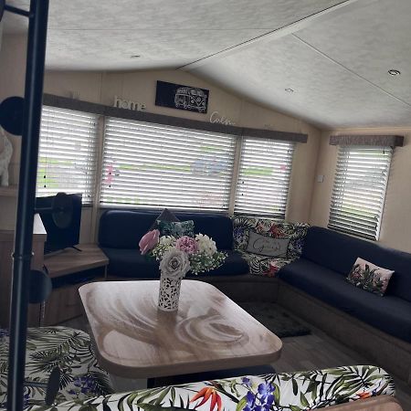 Take Me To The Beach At J&S Caravan Holidays Newquay Bay Resort Saint Columb Minor Εξωτερικό φωτογραφία